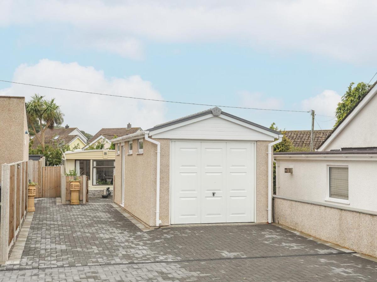 Rhiwlas Bach Benllech Buitenkant foto